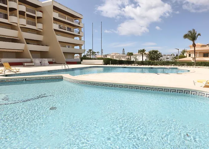 아파트 Palmeira Gale - Wifi - Pool - Lux - By Bedzy 알부페이라