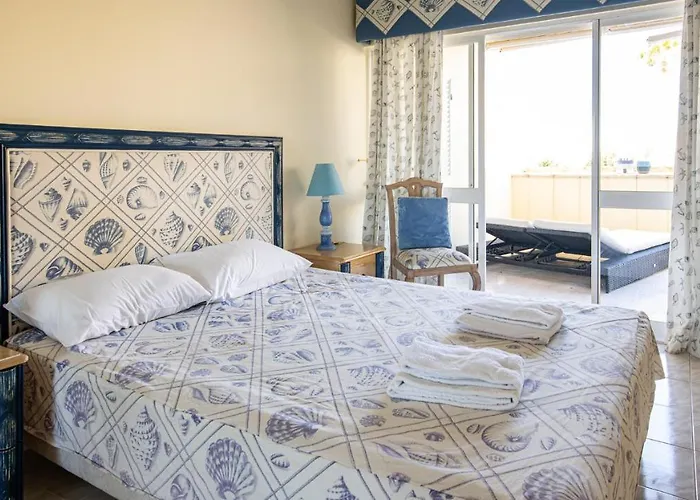 아파트 Palmeira Gale - Wifi - Pool - Lux - By Bedzy 알부페이라