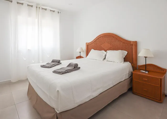 Palmeira Gale - Wifi - Pool - Lux - By Bedzy 아파트